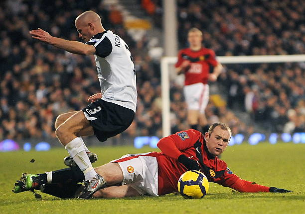 于理想与现 于理想与现