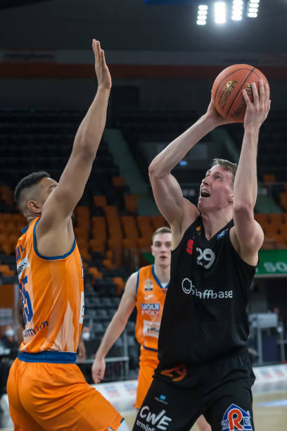 最终限制了 最终限制了