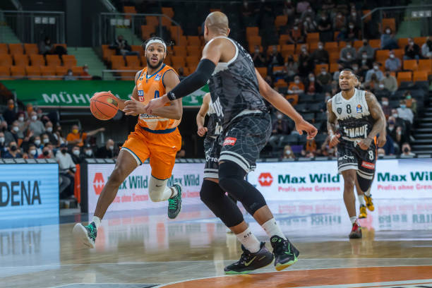 构对公司基 构对公司基